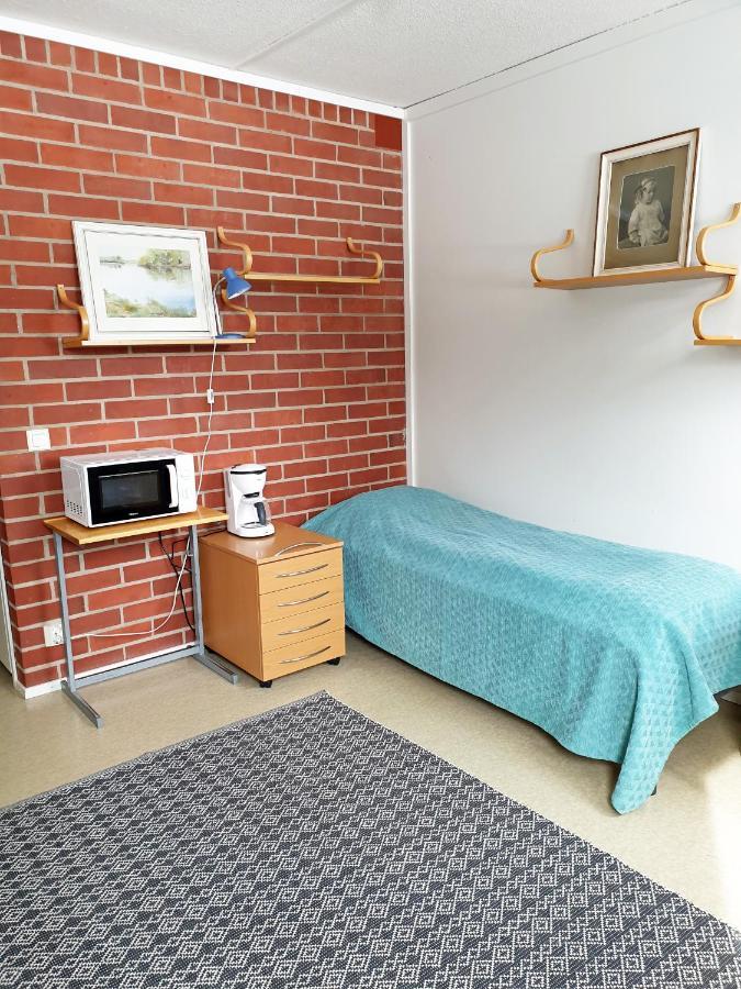 Vanha Koulu Suolahti Exterior foto
