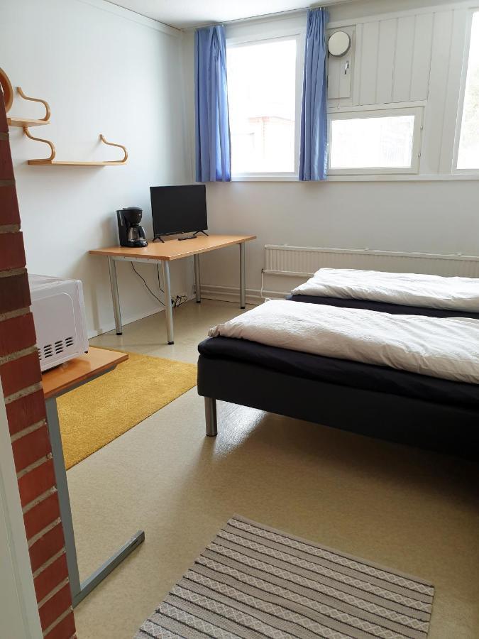 Vanha Koulu Suolahti Exterior foto