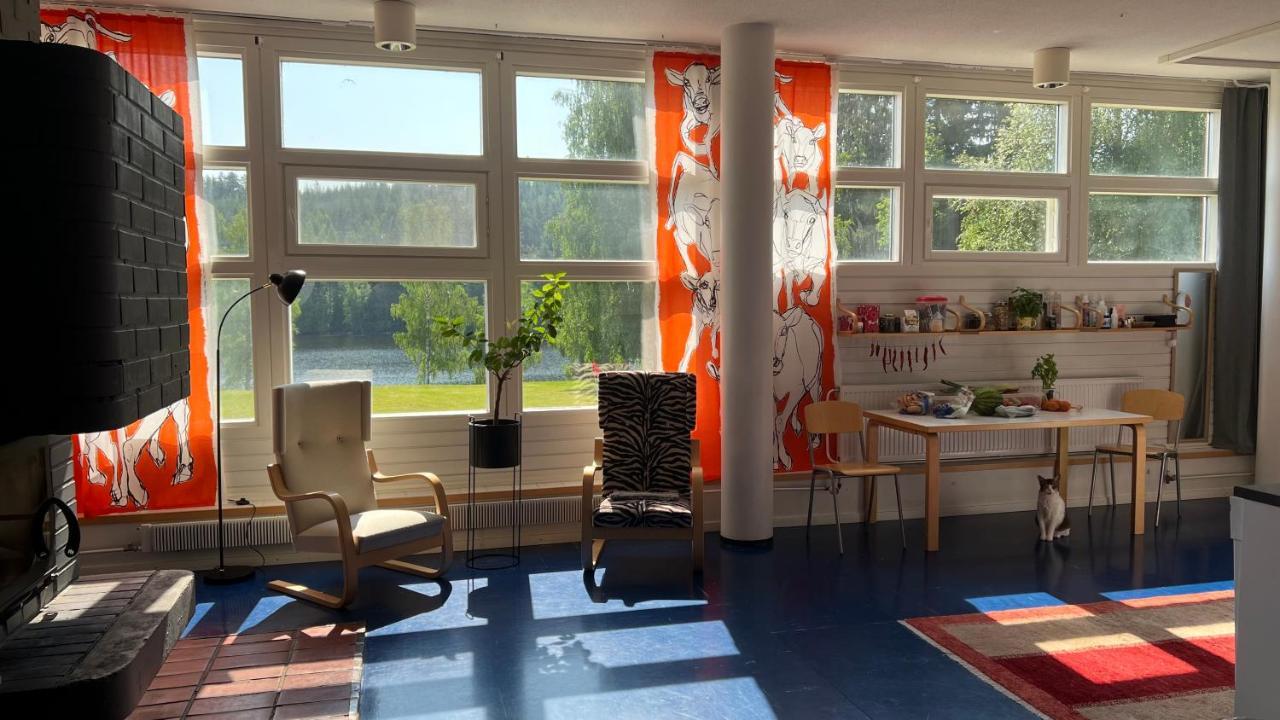 Vanha Koulu Suolahti Exterior foto